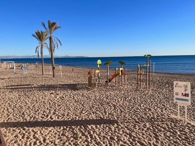 Modern And Stylish Apartament Sea ​​Views Guardamar del Segura Exterior photo